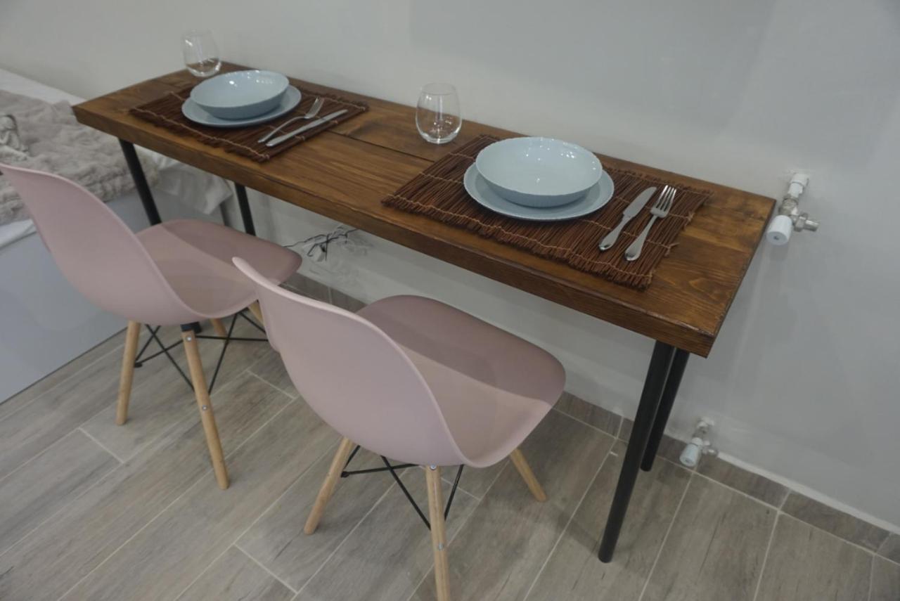 Vasili'S And Vasiliki'S Luxury Apartment Атина Екстериор снимка